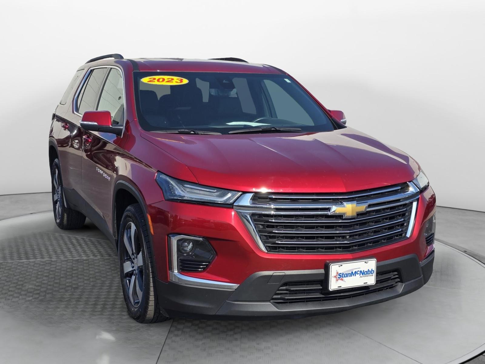 Radiant Red Tintcoat 2023 Chevrolet Traverse SUV / Crossover Four-Wheel Drive 9-Speed Automatic