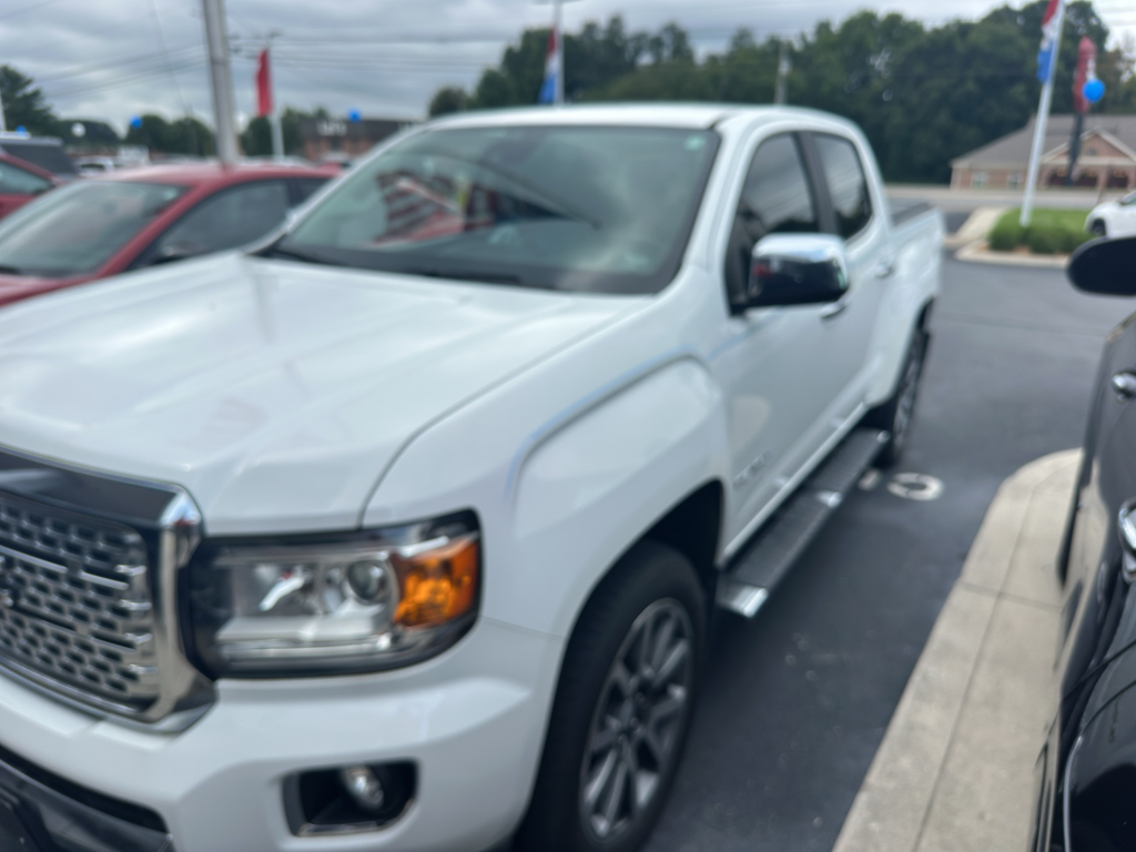 White 2017 GMC Canyon Pickup Truck Four-Wheel Drive 