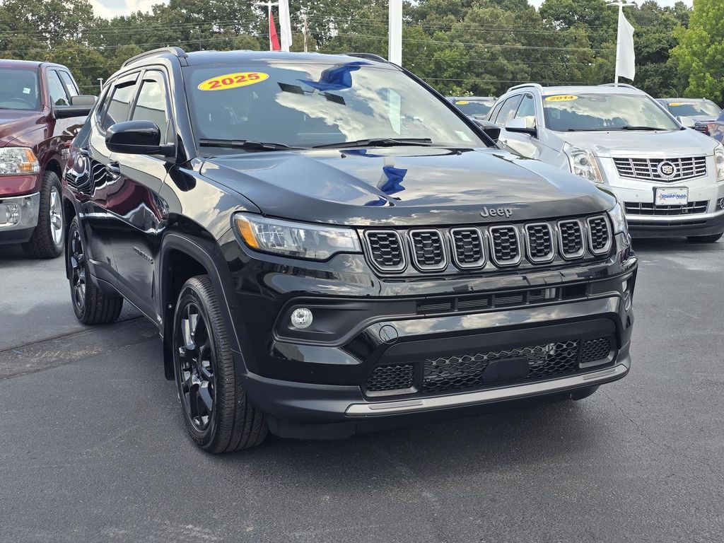 Diamond Black Crystal Pearlcoat 2025 Jeep Compass SUV / Crossover Four-Wheel Drive 8-Speed Automatic