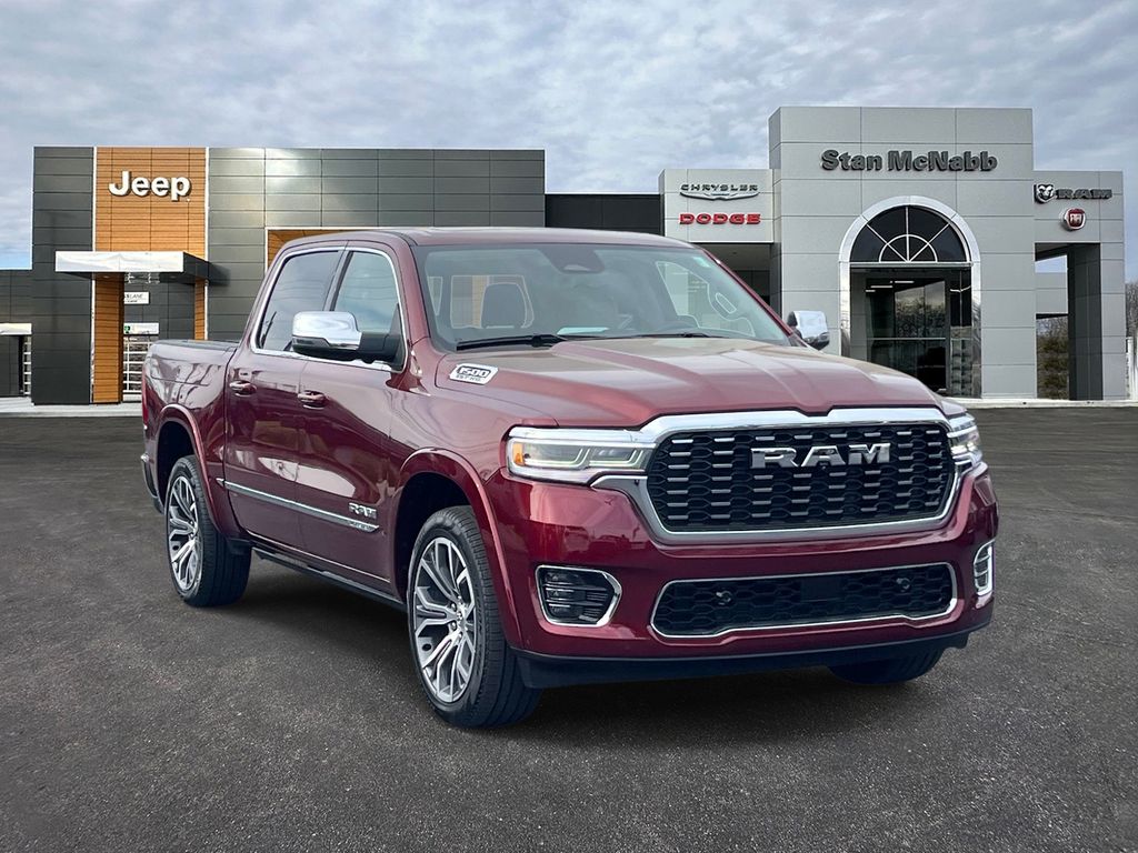 2025 RAM 1500 Tungsten Crew Cab 4WD