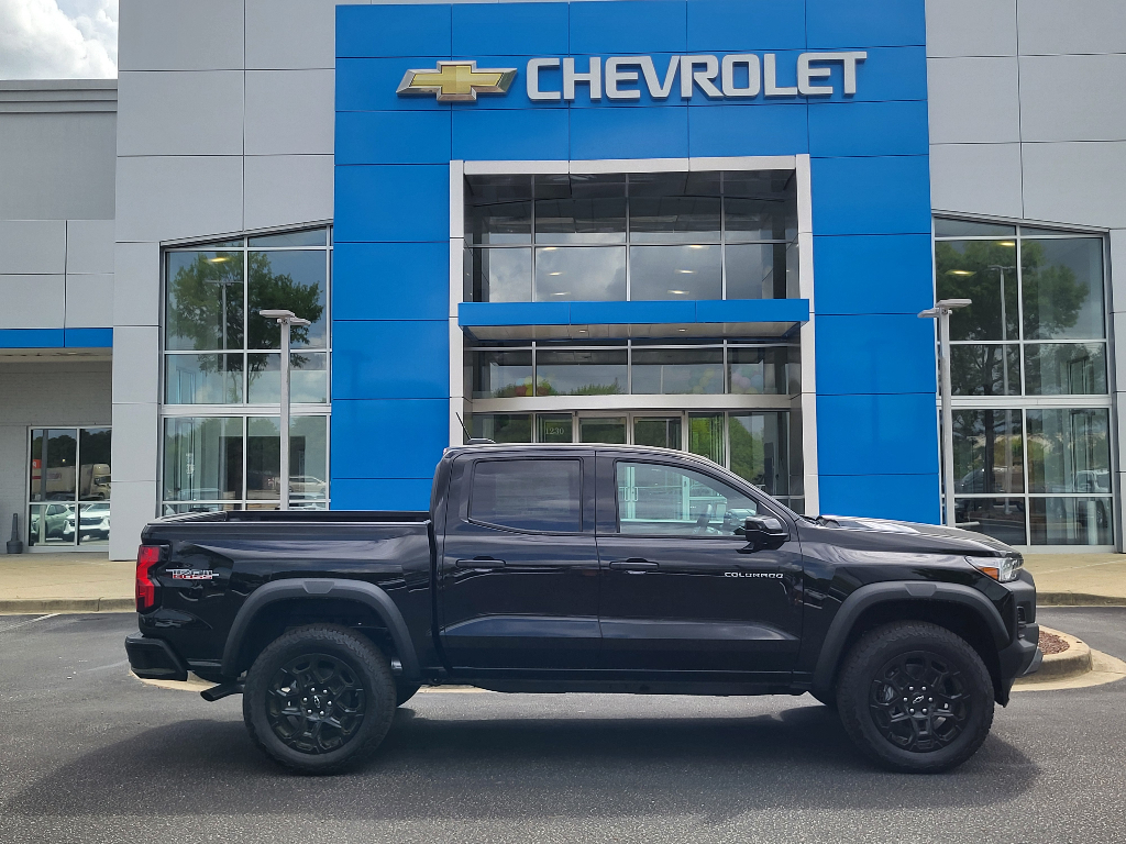 View vehicle photo 2