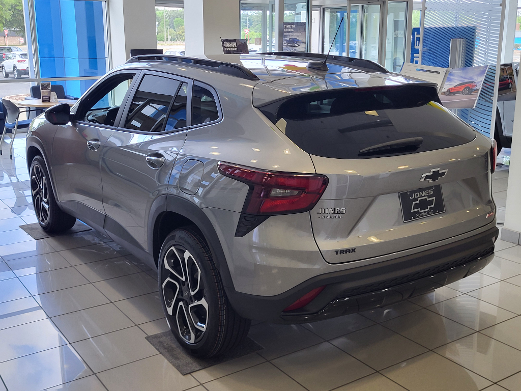 View vehicle photo 5