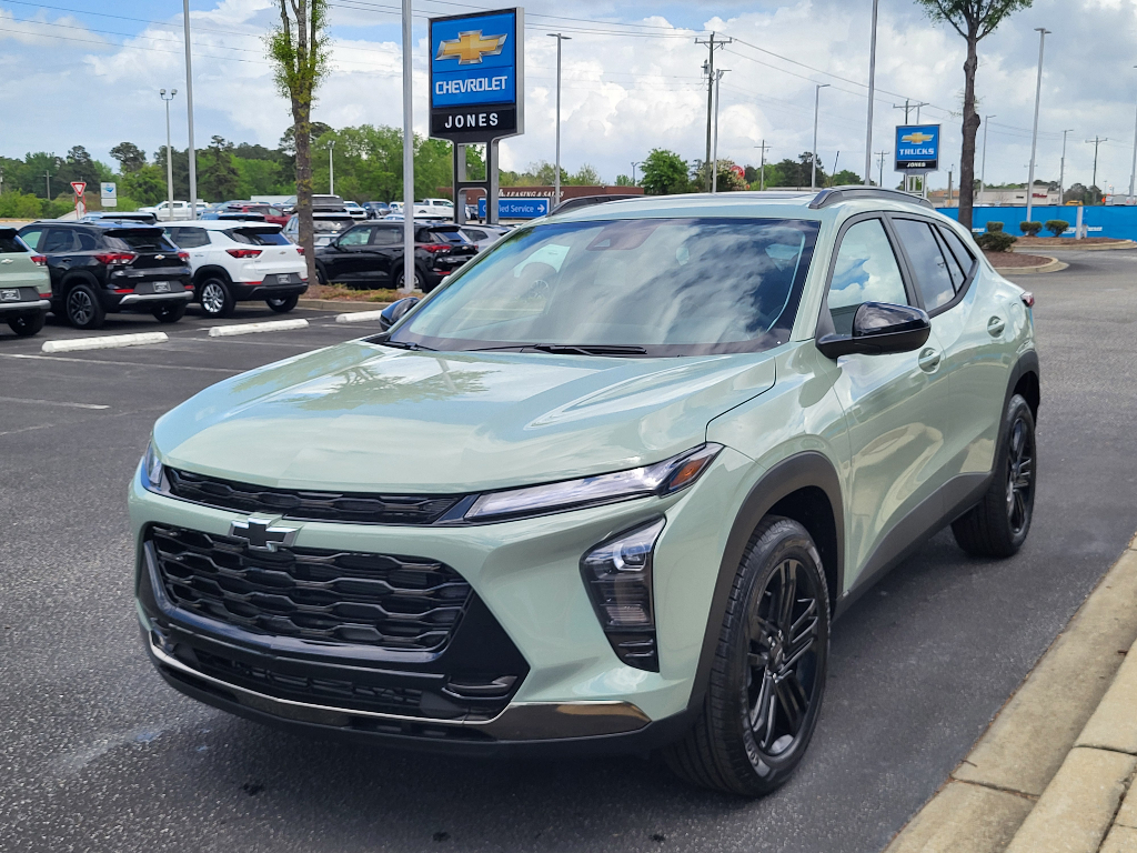 View vehicle photo 7