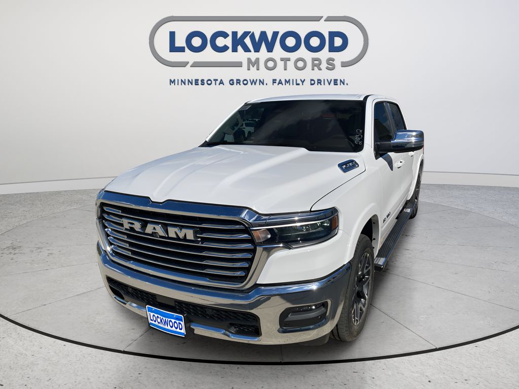 2026 RAM 1500 Laramie Crew Cab 4WD