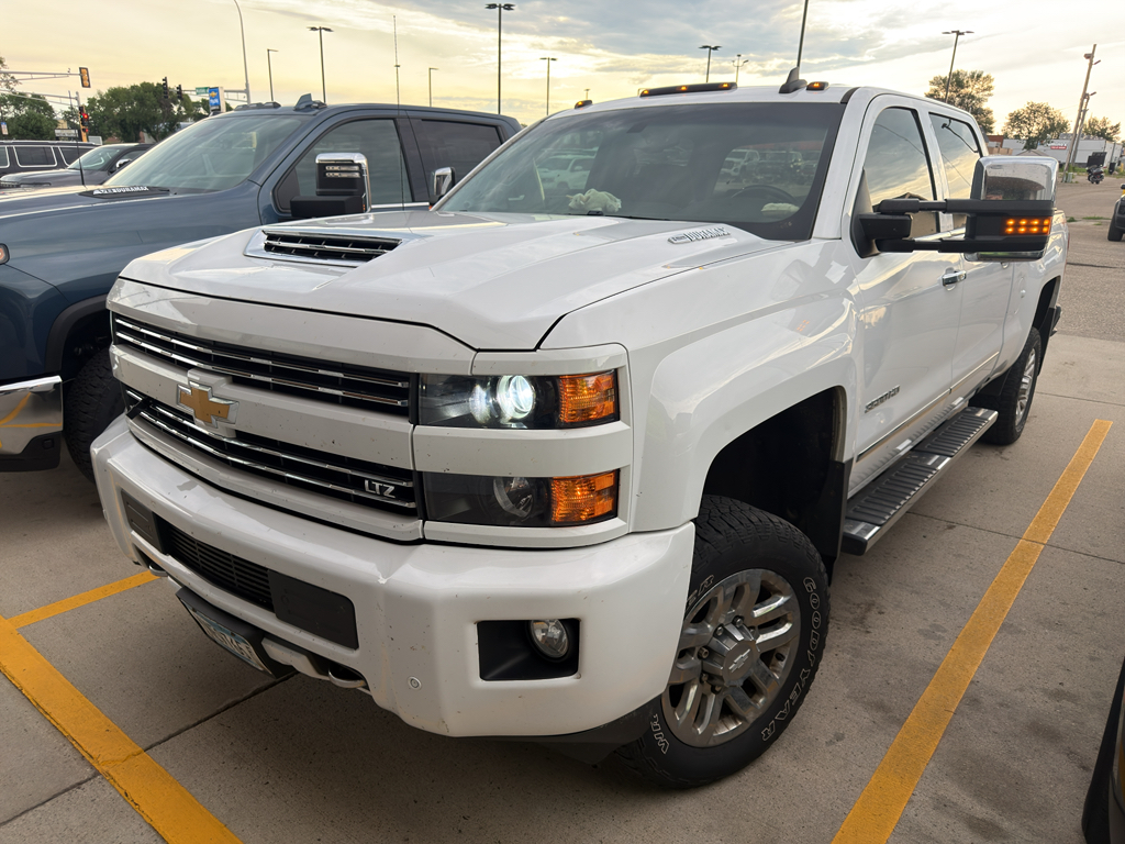  2019 Chevrolet Silverado 3500HD LTZ Crew Cab 4WD   
