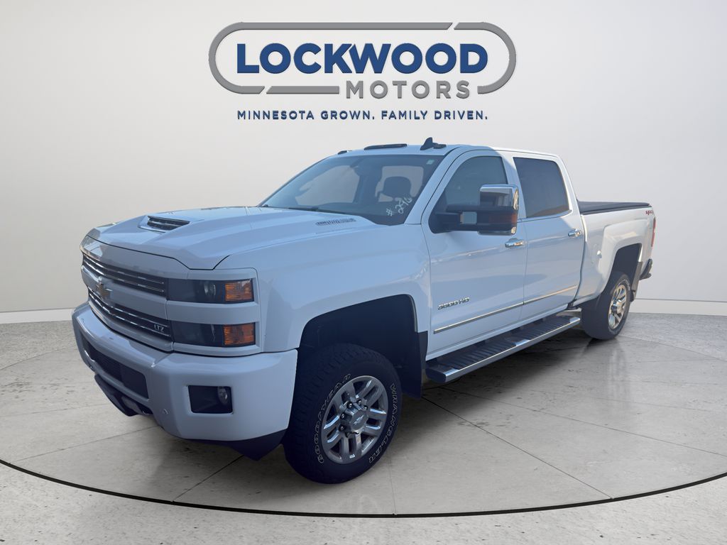 Summit White 2019 Chevrolet Silverado 3500HD Pickup Truck Four-Wheel Drive 6-Speed Automatic