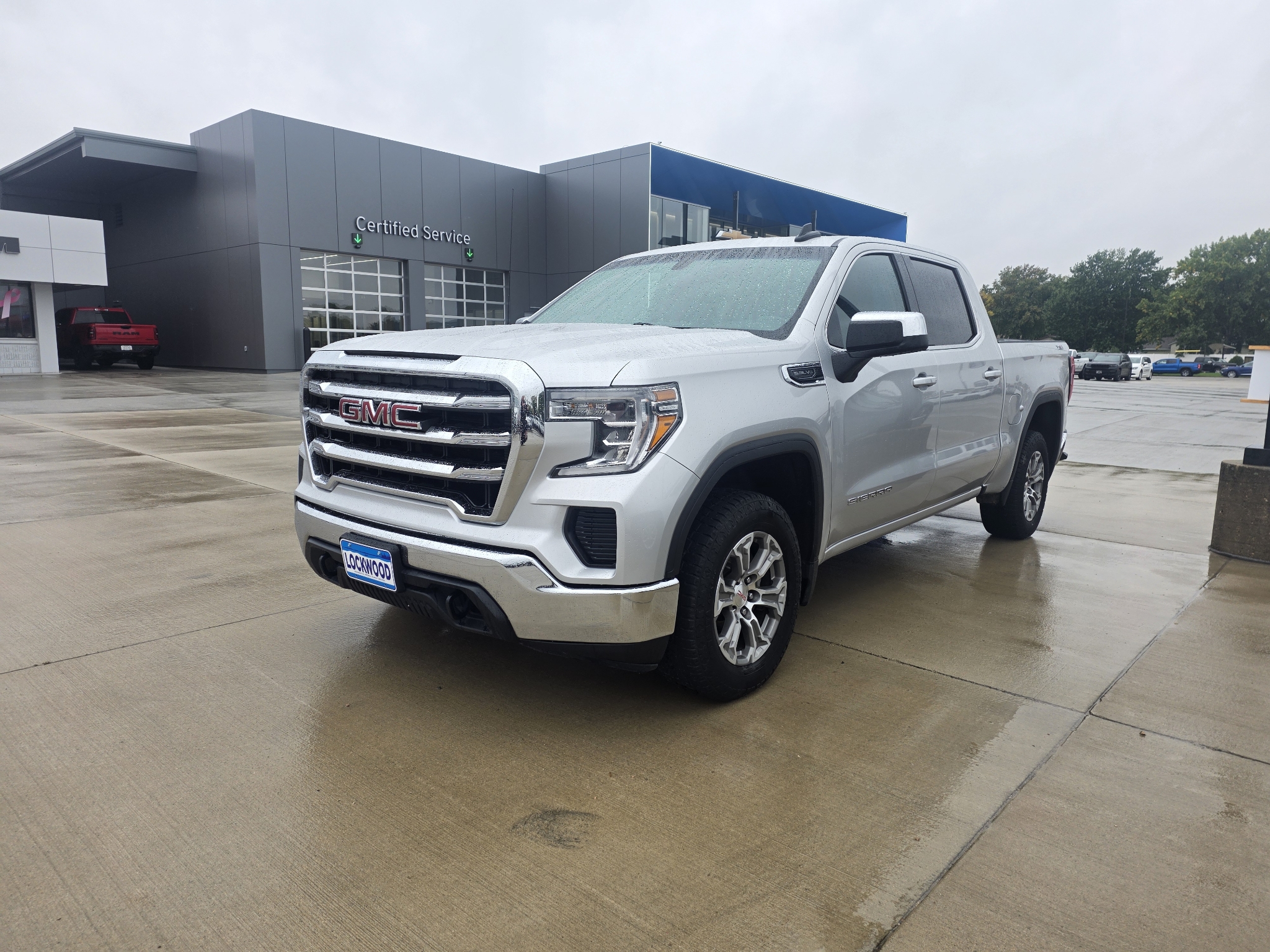 2022 GMC Sierra 1500 Limited SLE Crew Cab 4WD