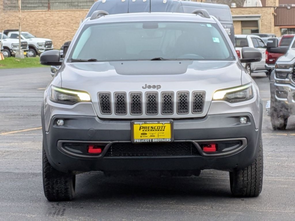 View vehicle photo 2