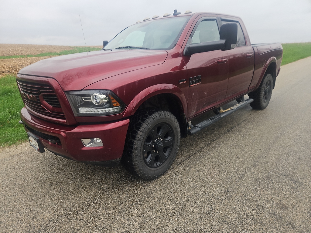 Delmonico Red Pearlcoat 2018 RAM 2500 Laramie Crew Cab 4WD Pickup Truck Four-Wheel Drive 6-Speed Automatic