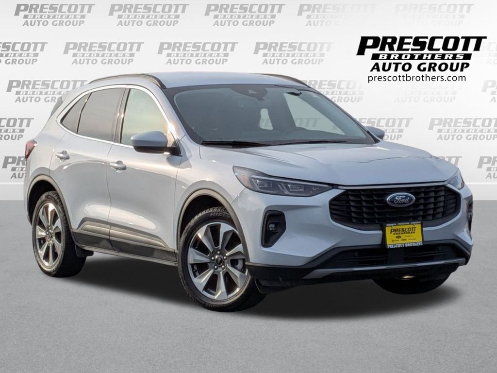 2025 Ford Escape Platinum AWD