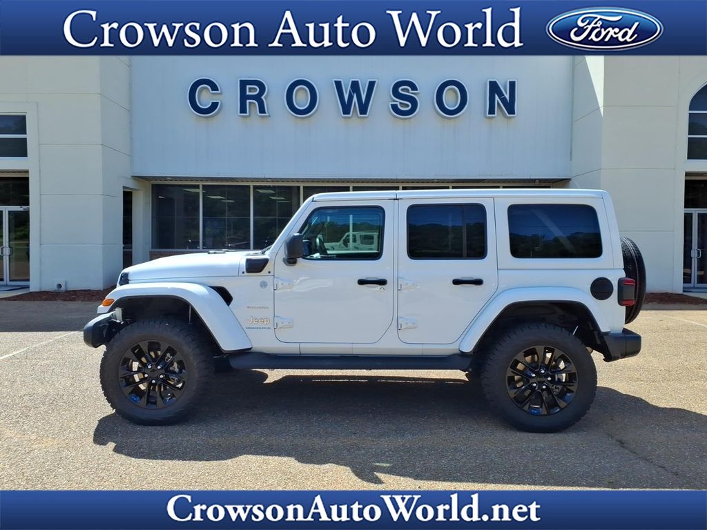 View vehicle photo 2