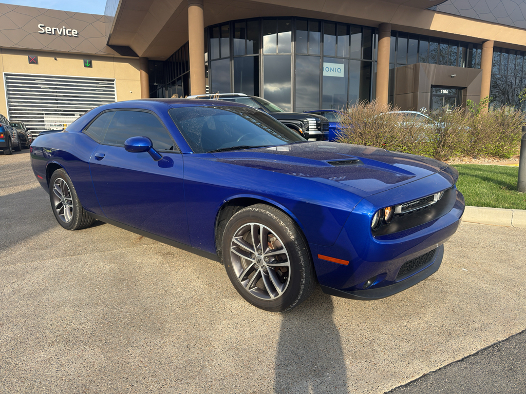 2019 Dodge Challenger SXT AWD