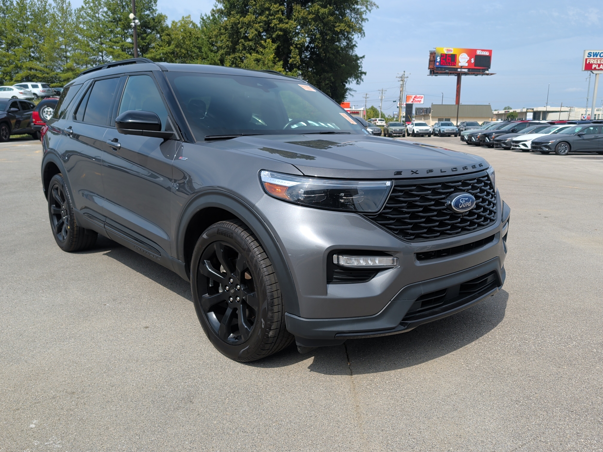  2023 Ford Explorer ST-Line AWD   