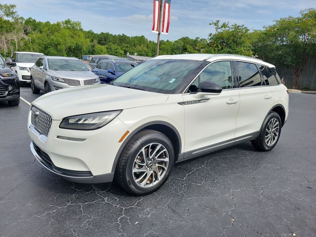 View vehicle photo 3