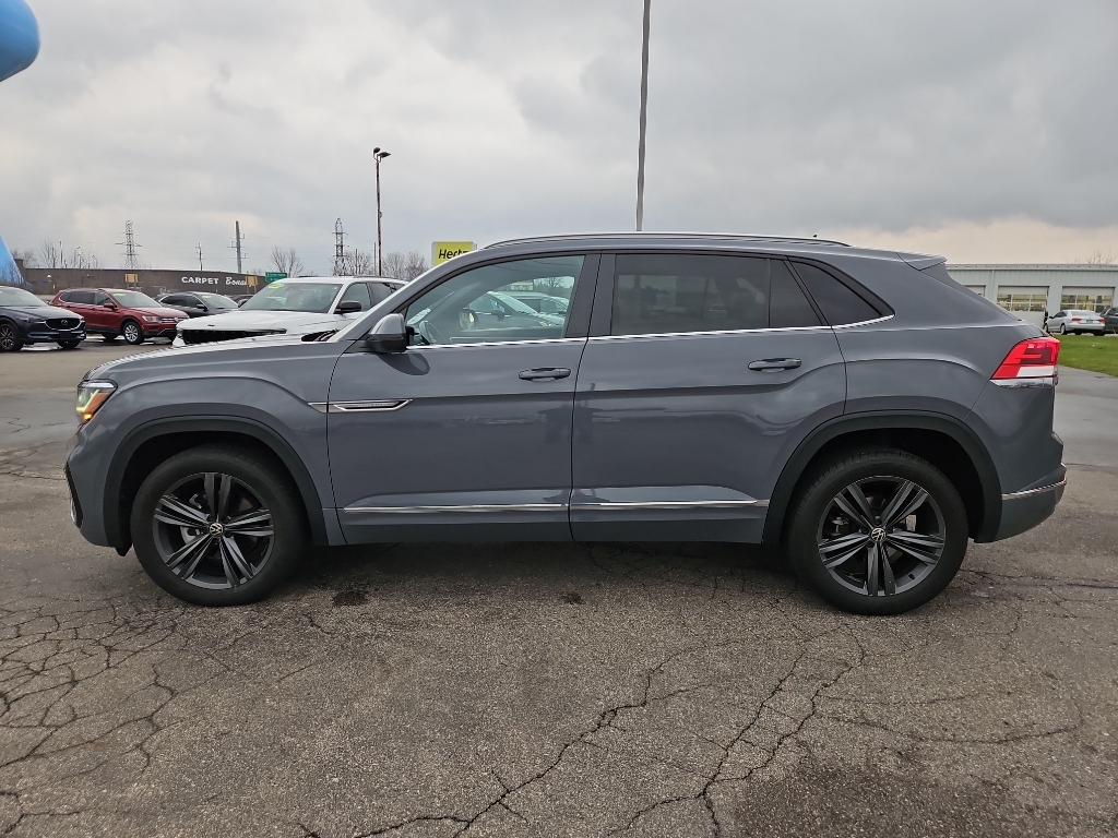 Pure Gray 2021 Volkswagen Atlas Cross Sport V6 SE R-Line 4Motion with Technology SUV / Crossover All-Wheel Drive 8-Speed Automatic