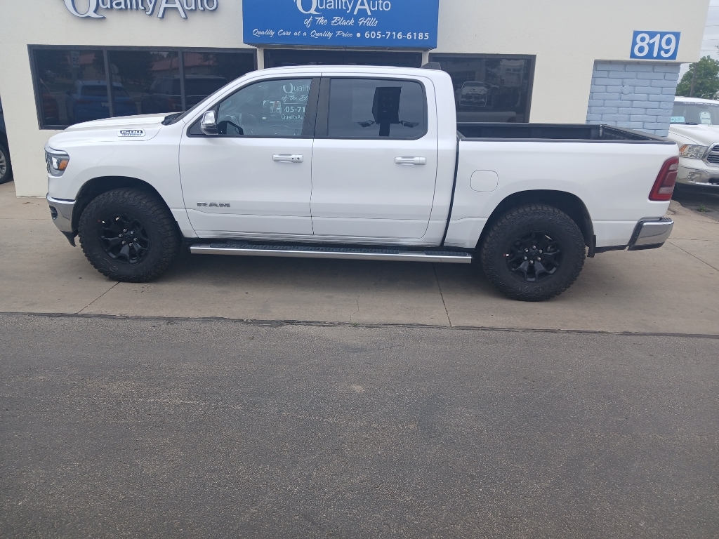 2023 RAM 1500 Laramie Crew Cab 4WD