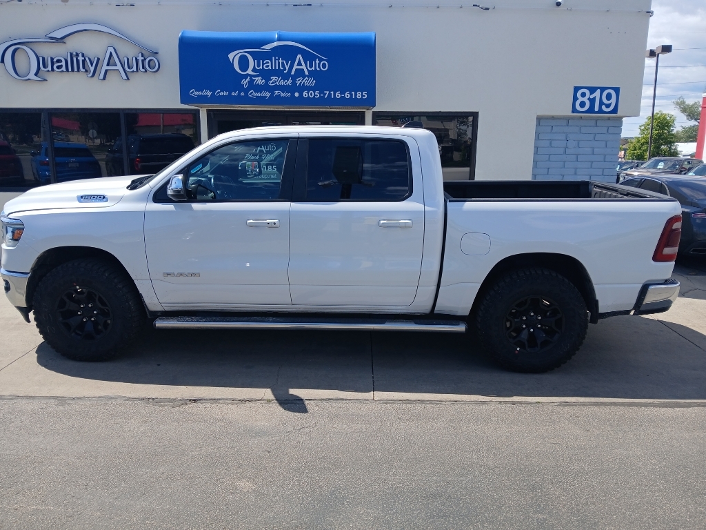 2023 RAM 1500 Laramie Crew Cab 4WD