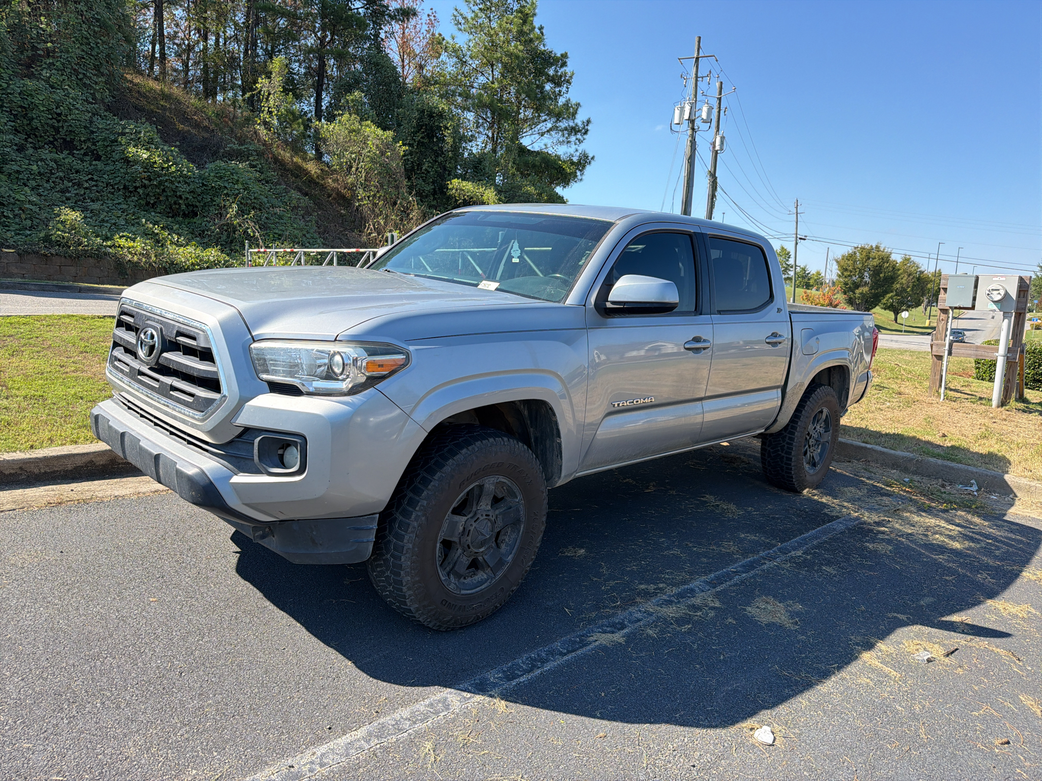 Silver Sky Metallic 2016 Toyota Tacoma Pickup Truck Four-Wheel Drive 6-Speed Automatic