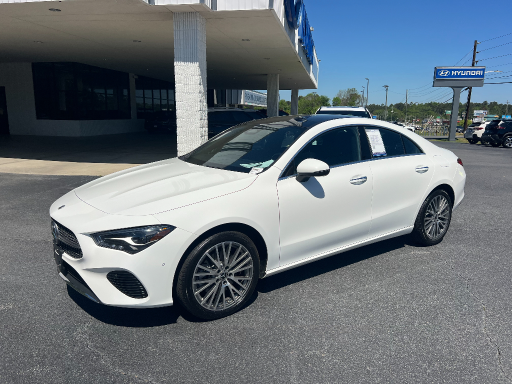 Polar White 2025 Mercedes-Benz CLA 250 FWD Coupe Front-Wheel Drive 8-Speed Automatic