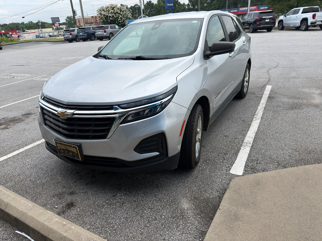 2022 Chevrolet Equinox LS FWD with 1LS