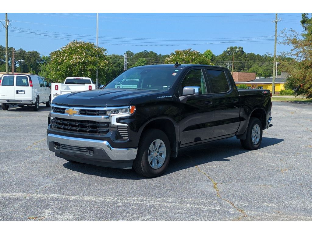 2025 Chevrolet Silverado 1500 LT Crew Cab 4WD