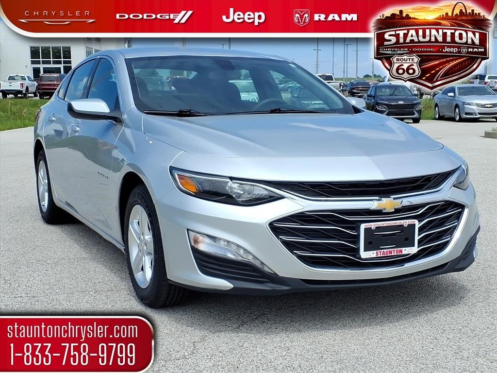Silver Ice Metallic 2022 Chevrolet Malibu LT FWD Sedan Front-Wheel Drive Continuously Variable Transmission