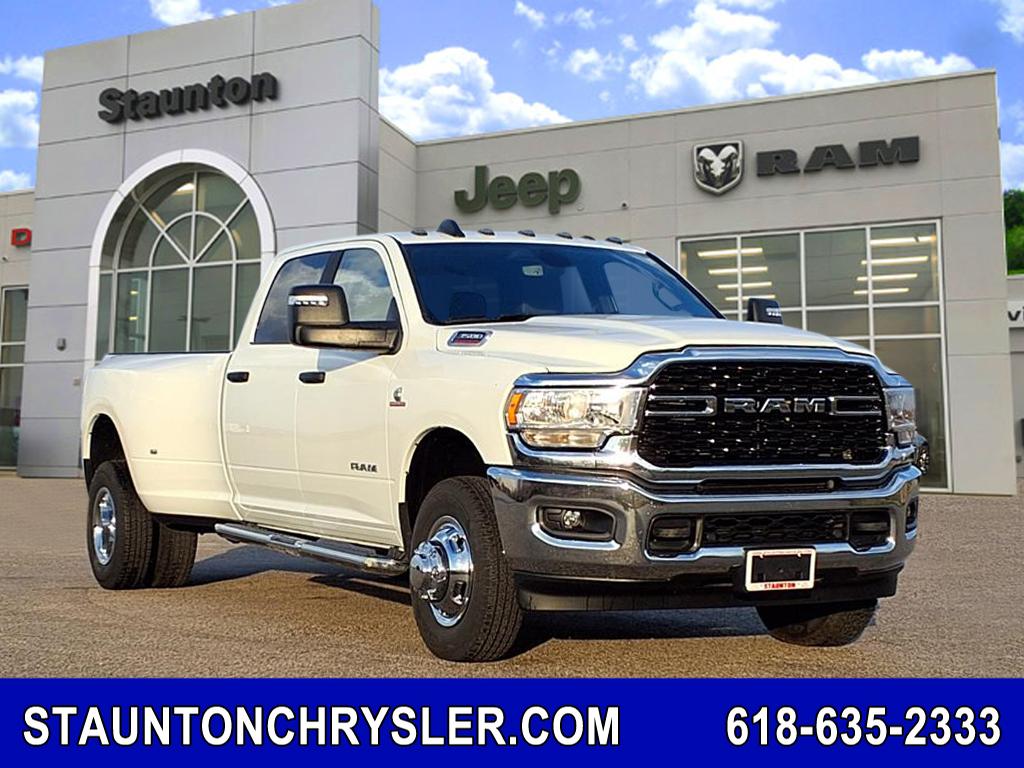 2024 RAM 3500 Big Horn Crew Cab LB DRW 4WD