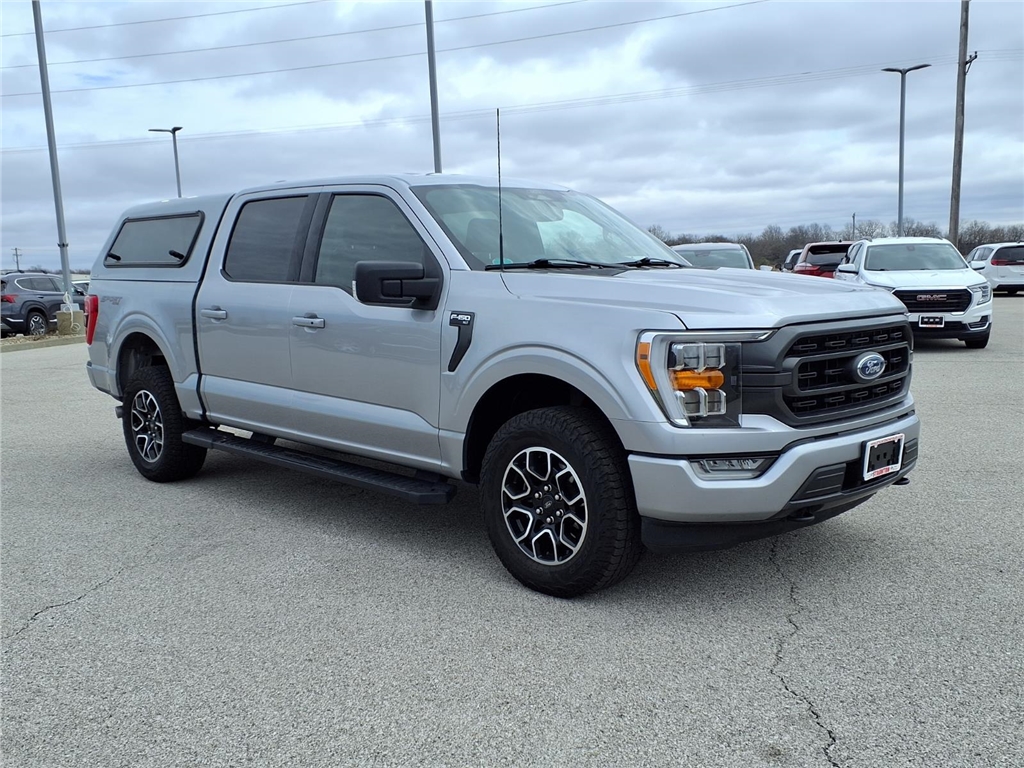 ICONIC SILVER METALLIC 2022 Ford F-150 XLT SuperCrew 4WD Pickup Truck Four-Wheel Drive Automatic