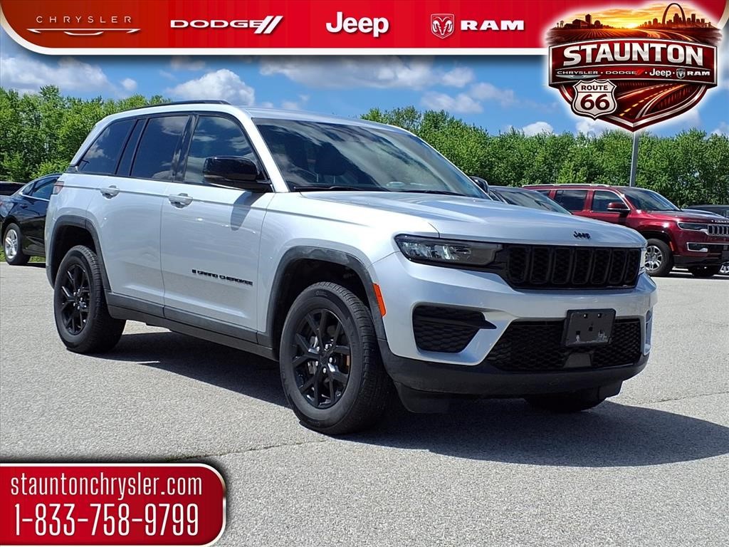 2025 Jeep Grand Cherokee Altitude 4WD