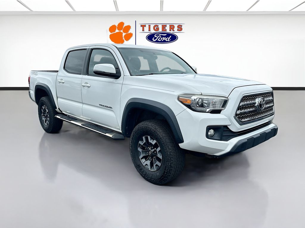  2017 Toyota Tacoma TRD Off Road V6 Double Cab RWD   