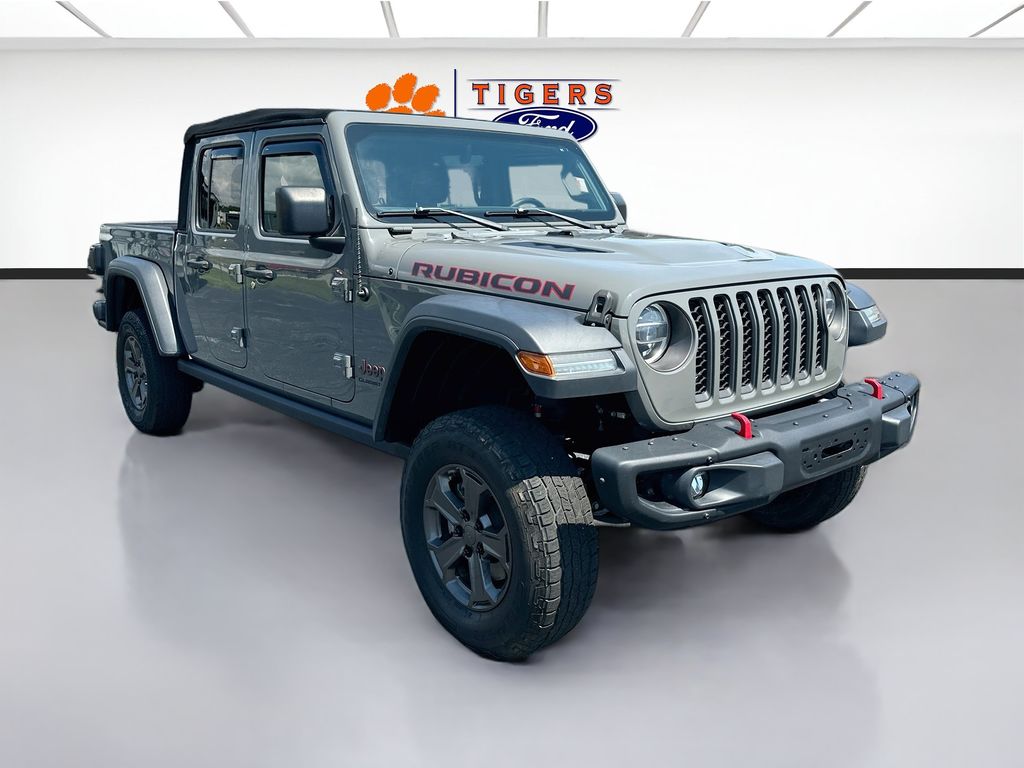 Sting-Gray Clearcoat 2021 Jeep Gladiator Pickup Truck Four-Wheel Drive 8-Speed Automatic
