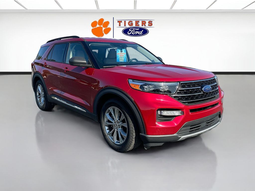 Rapid Red Metallic Tinted Clearcoat 2020 Ford Explorer XLT RWD SUV / Crossover Rear-Wheel Drive Automatic