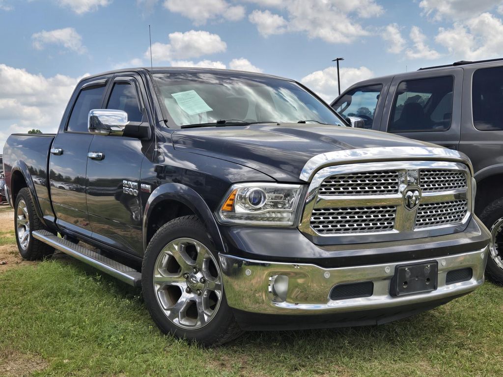 Gray (Maximum Steel Metallic Clearcoat) 2014 RAM 1500 Laramie Crew Cab RWD Pickup Truck 4X2 8-Speed Automatic
