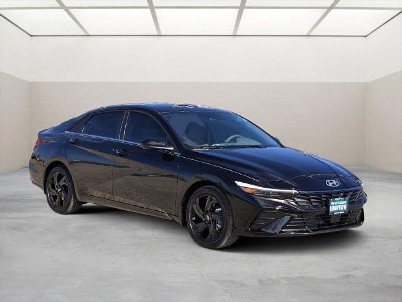 Abyss Black 2026 Hyundai Elantra SEL Sport Premium FWD Sedan Front-Wheel Drive Continuously Variable Transmission