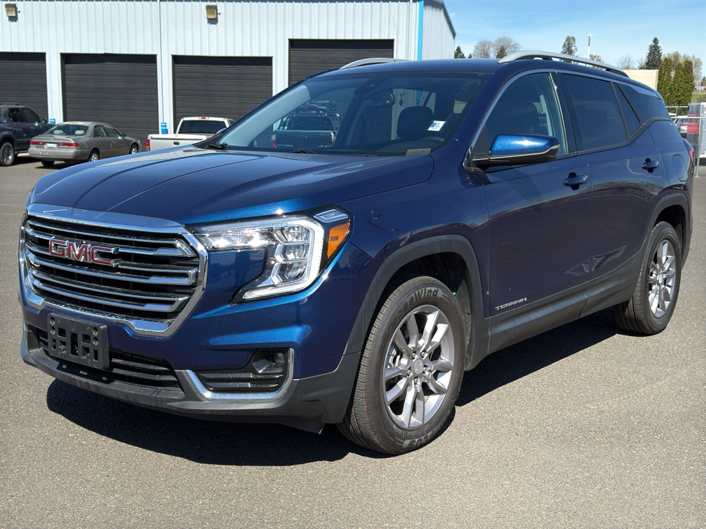 View vehicle photo 2