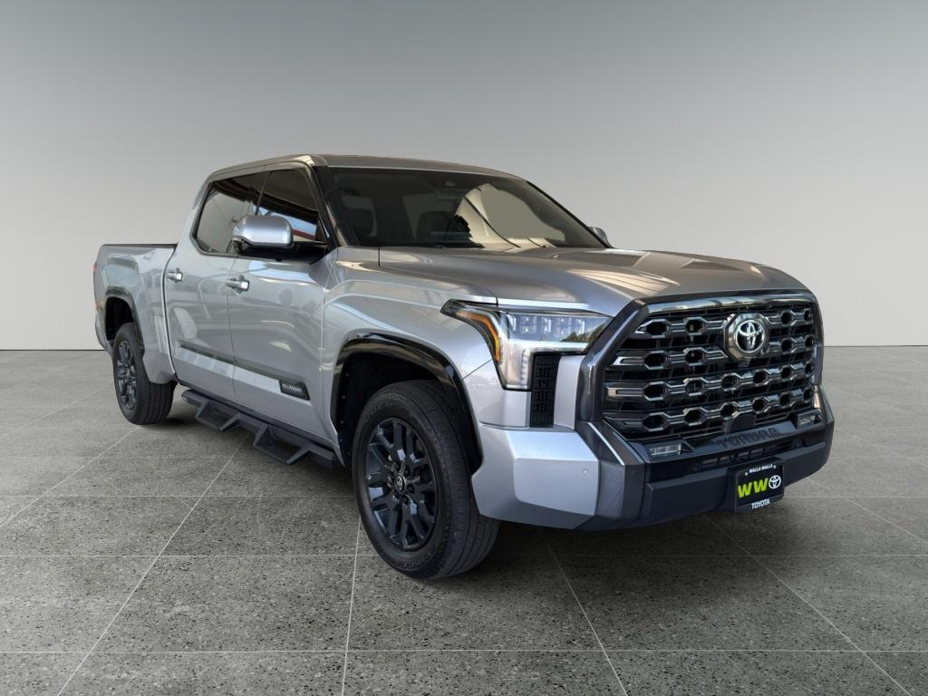 2023 Toyota Tundra Platinum CrewMax Cab LB 4WD