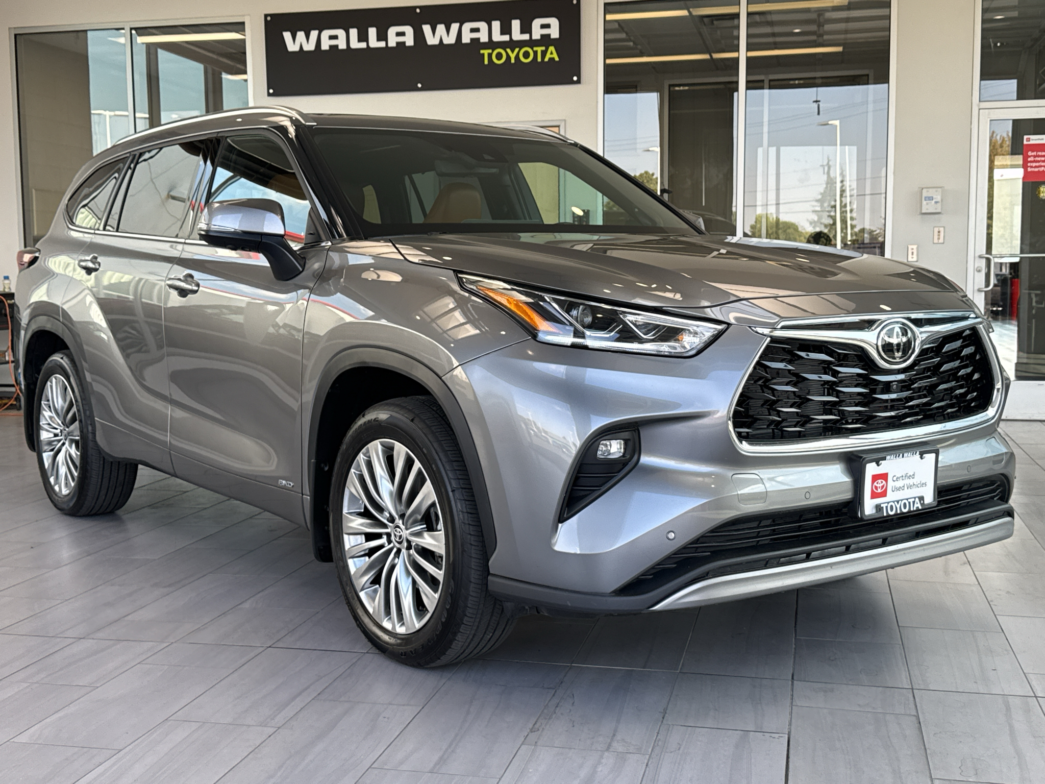 Heavy Metal 2026 Toyota Highlander Hybrid SUV / Crossover All-Wheel Drive Continuously Variable Transmission