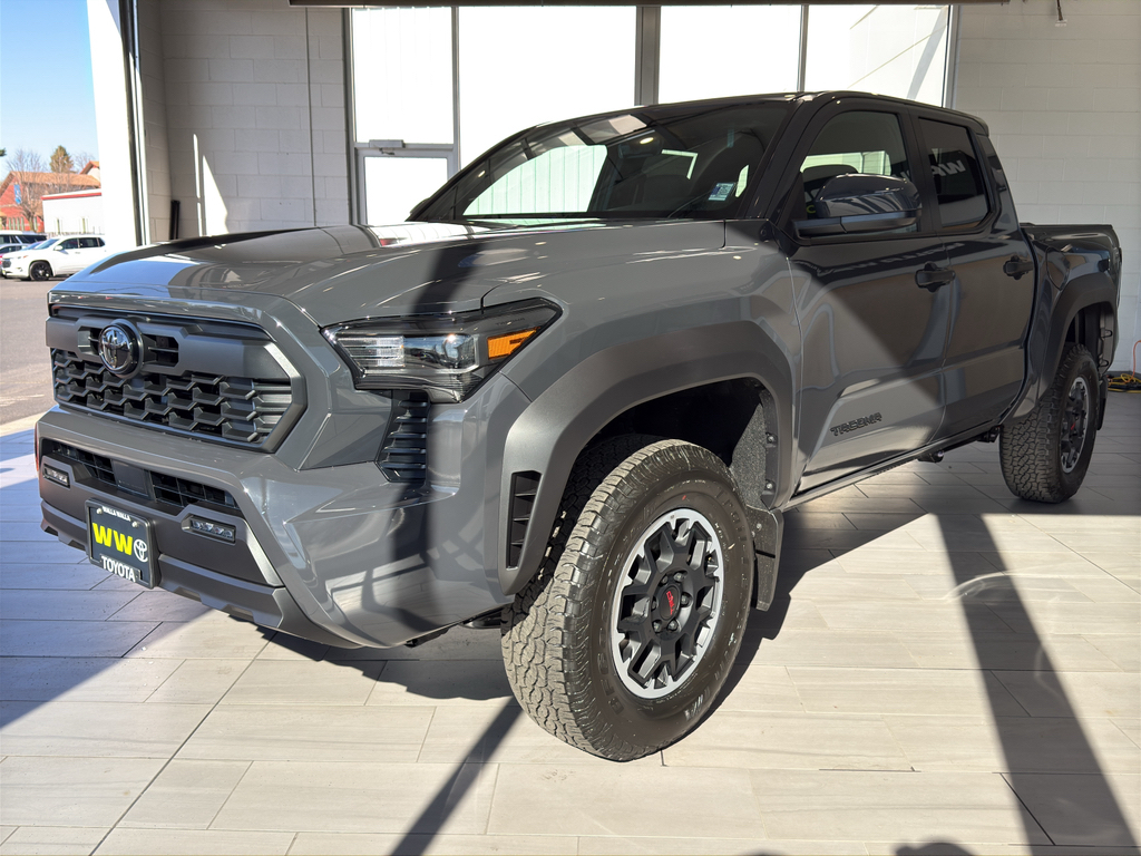 View vehicle photo 3