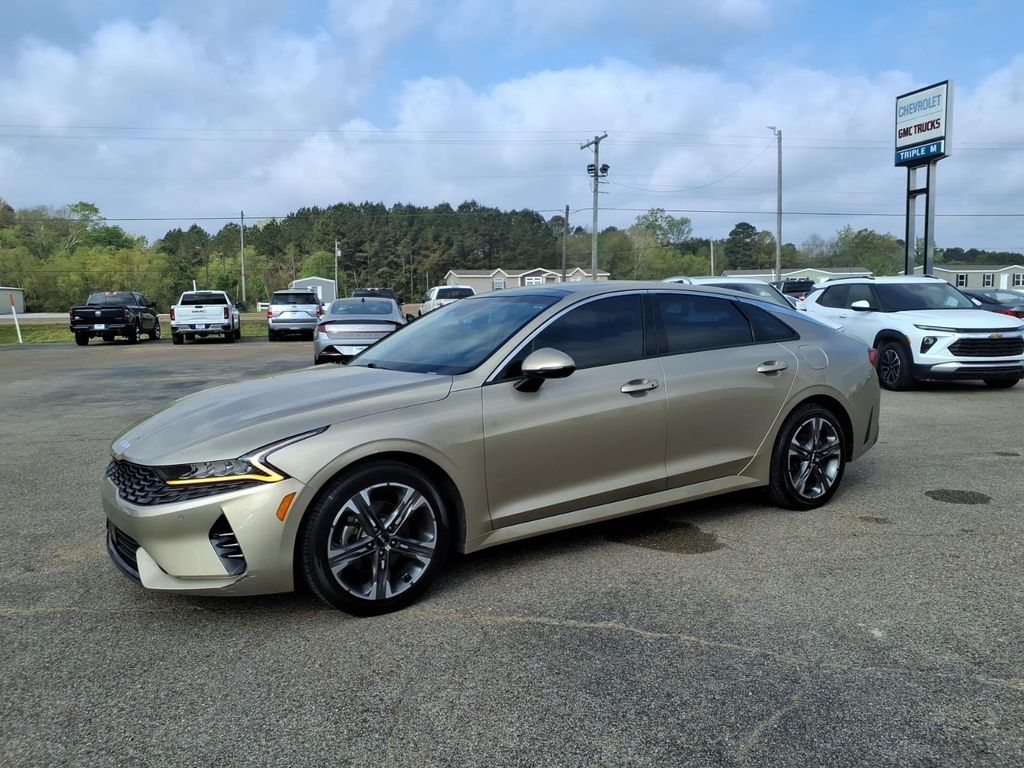 2022 Kia K5 EX FWD