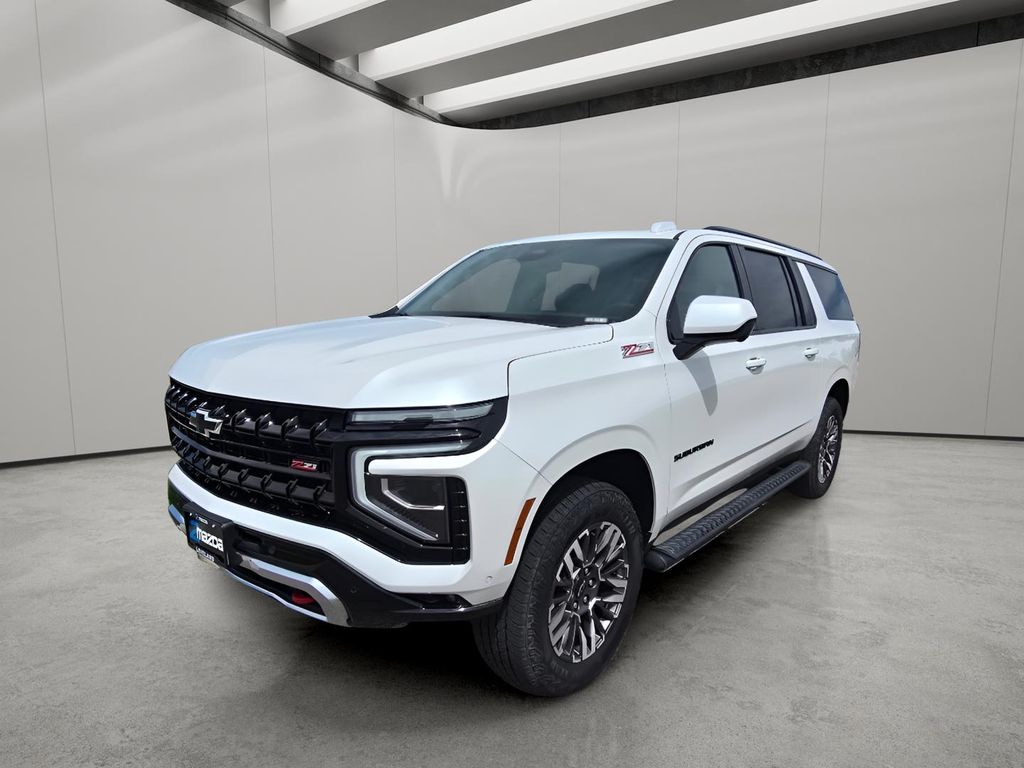 White (Iridescent Pearl Tricoat) 2025 Chevrolet Suburban Z71 4WD SUV / Crossover Four-Wheel Drive Automatic
