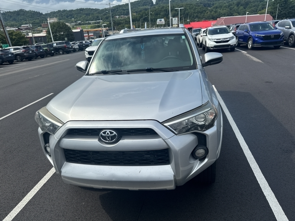  2016 Toyota 4Runner SR5 4WD   