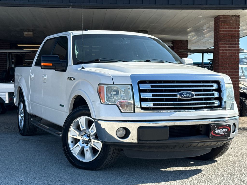 2013 Ford F-150 Lariat SuperCrew 157-in|Lariat SuperCrew 145-in's photo