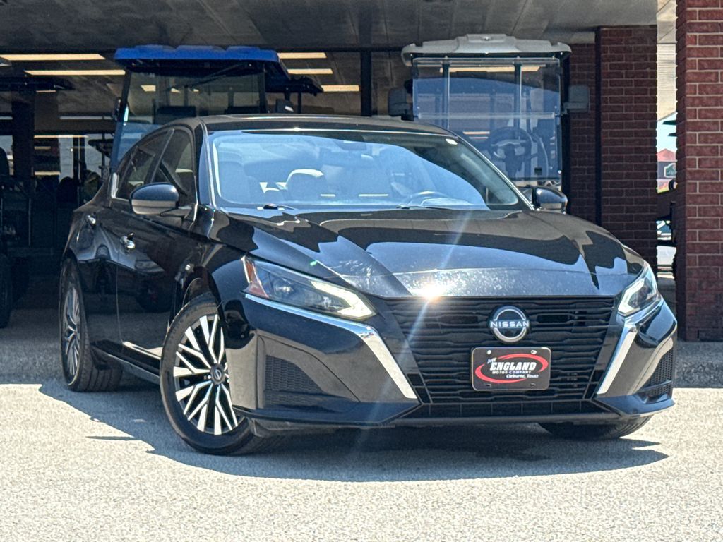 2023 Nissan Altima 2.5 SV's photo