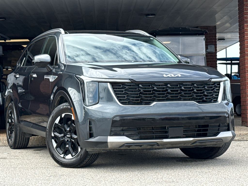 2025 Kia Sorento S AT's photo