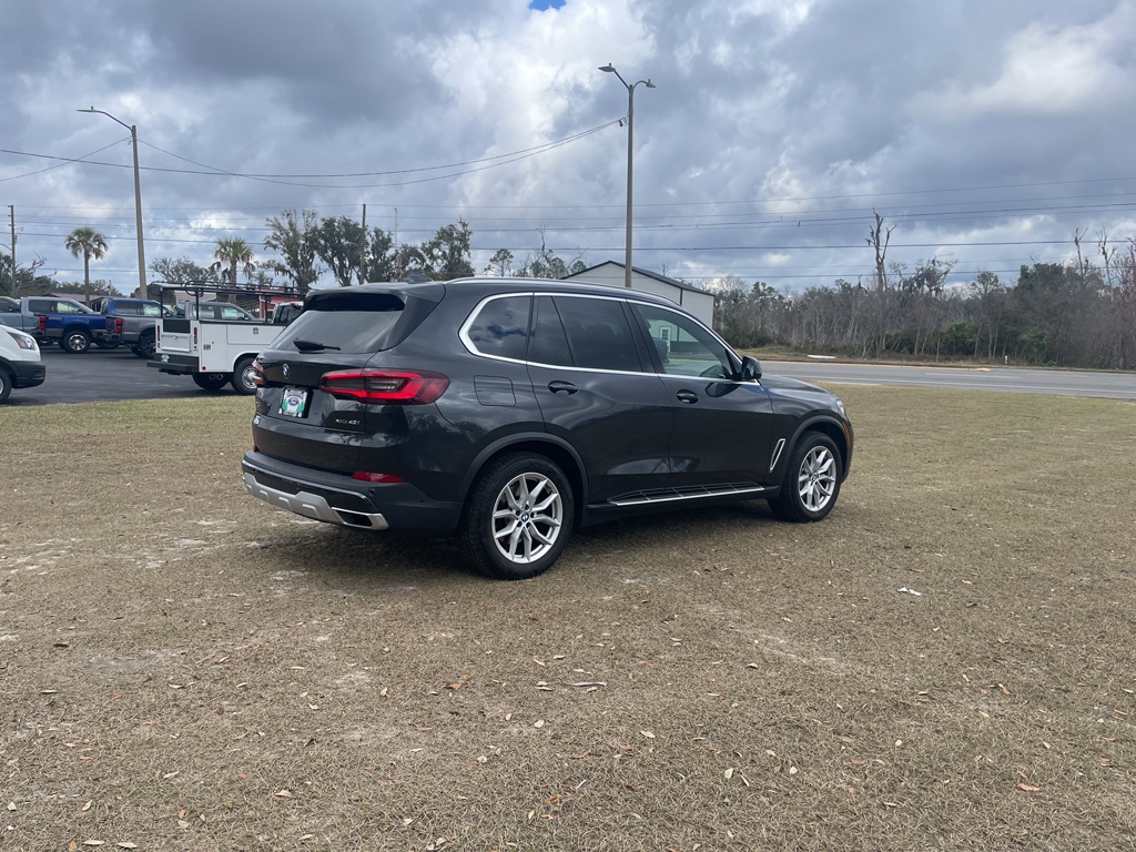 2022 BMW X5 xDrive40i AWD