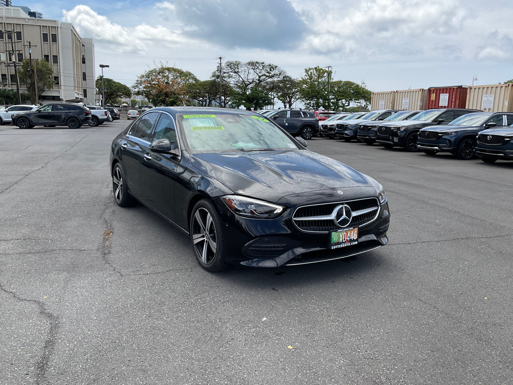 View vehicle photo 7