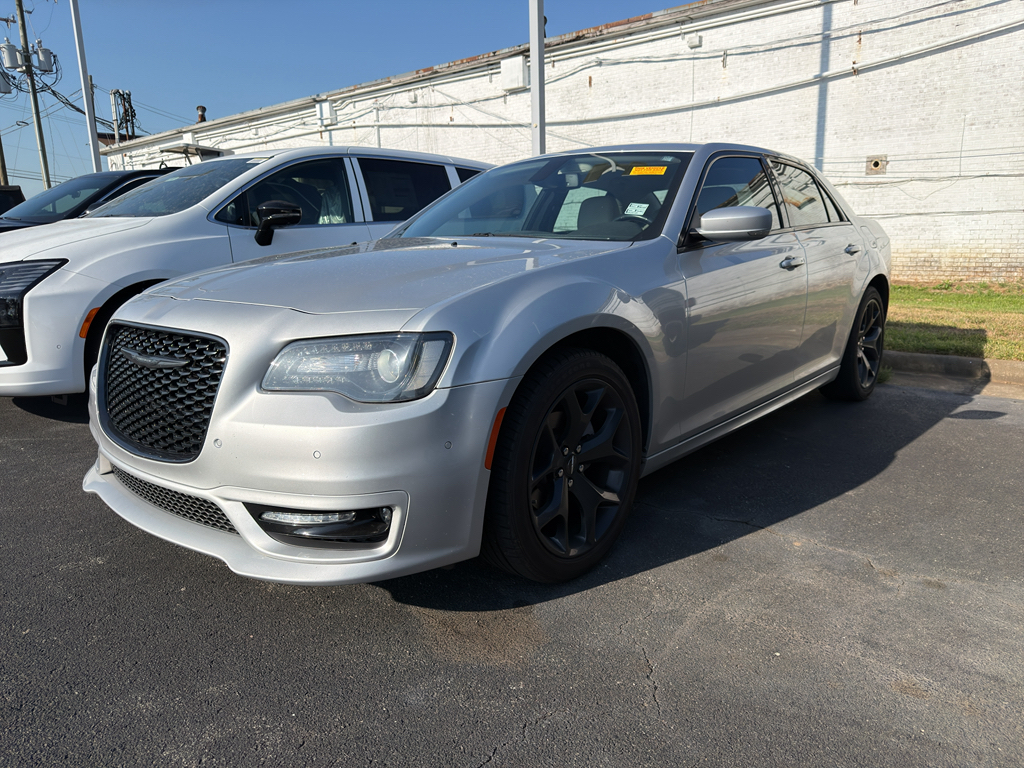 Silver Mist Clearcoat 2022 Chrysler 300 Touring L RWD Sedan Rear-Wheel Drive 8-Speed Automatic