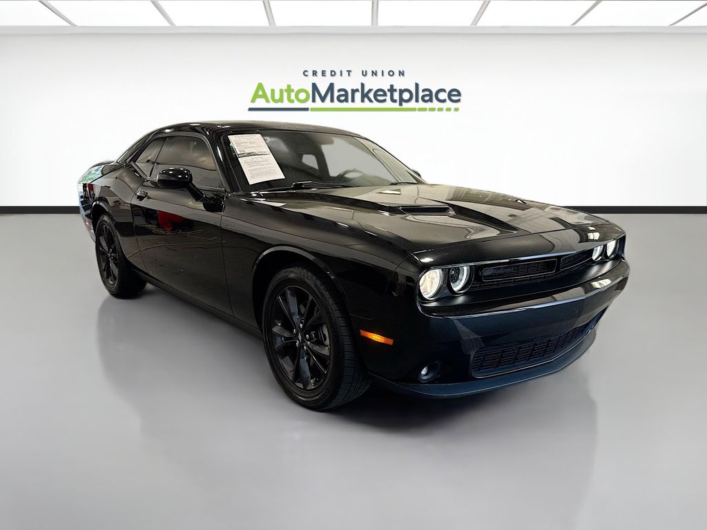 Pitch Black Clearcoat 2021 Dodge Challenger SXT AWD Coupe All-Wheel Drive 8-Speed Automatic