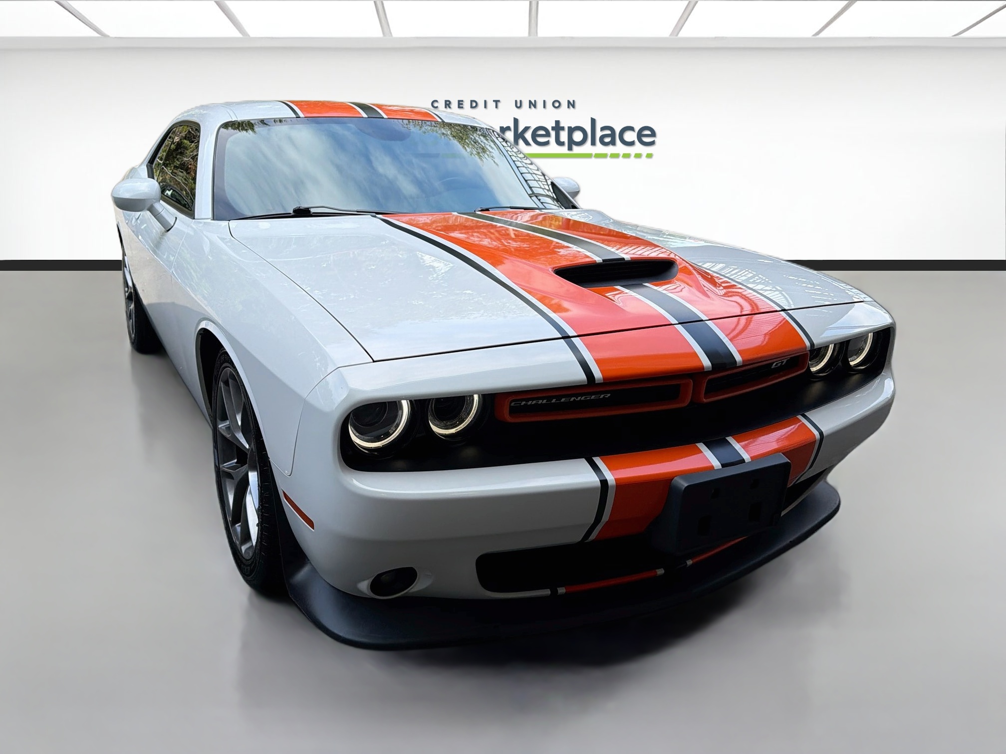 White Knuckle Clearcoat 2022 Dodge Challenger Coupe Rear-Wheel Drive 8-Speed Automatic