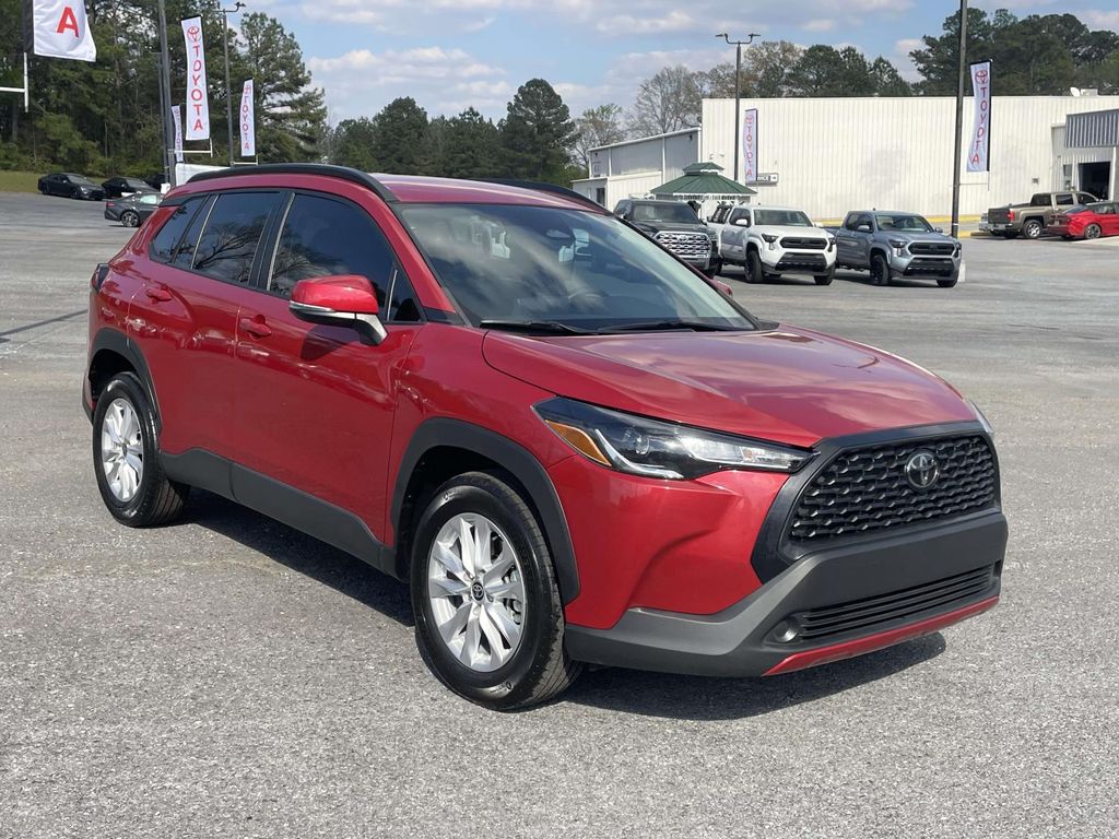2023 Toyota Corolla Cross LE FWD